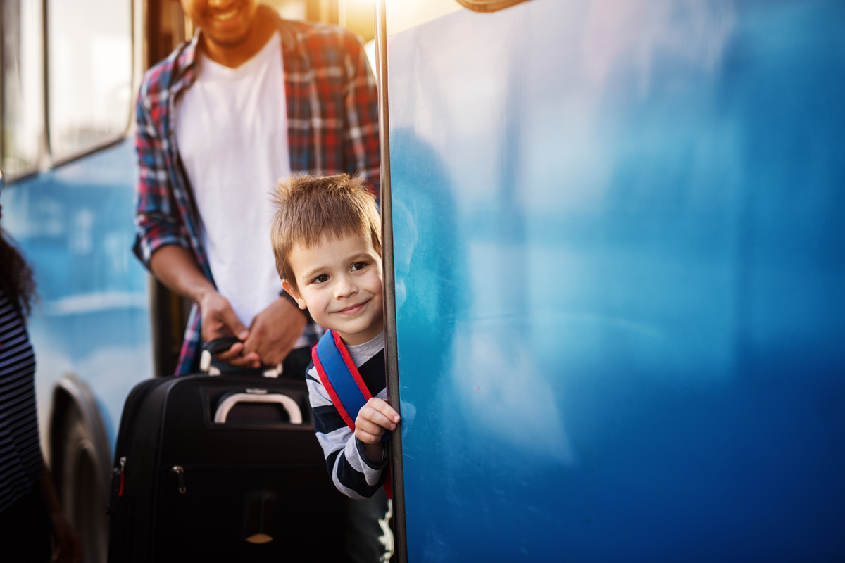 viaggiare-in-autobus-con-bambini